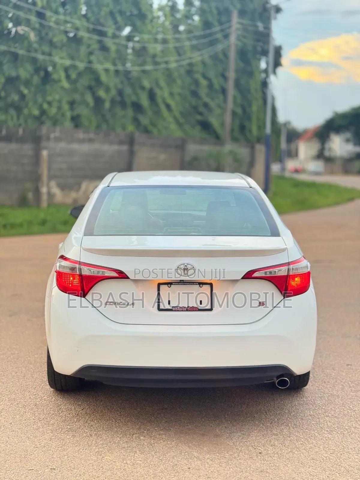 Toyota Corolla 2014 White