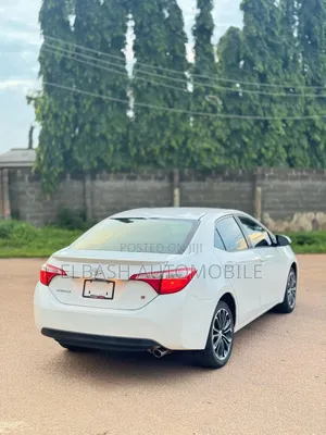 Toyota Corolla 2014 White