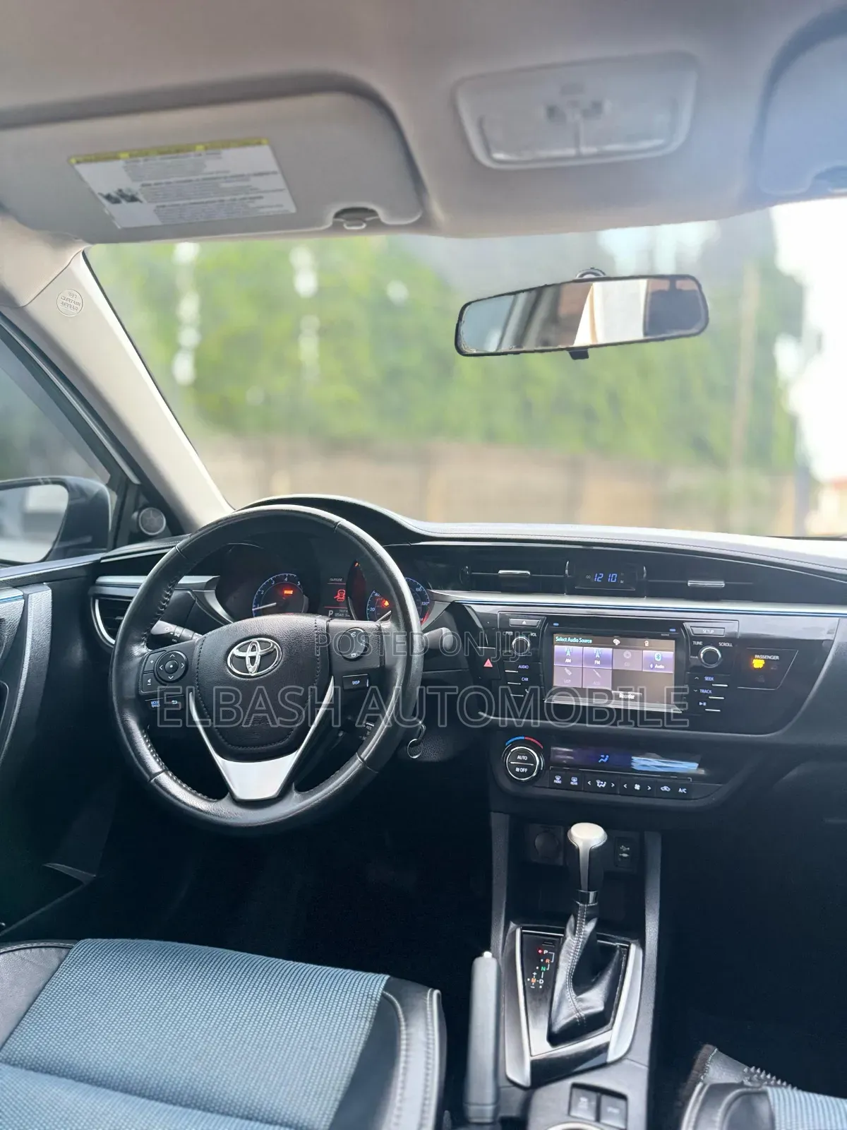Toyota Corolla 2014 White