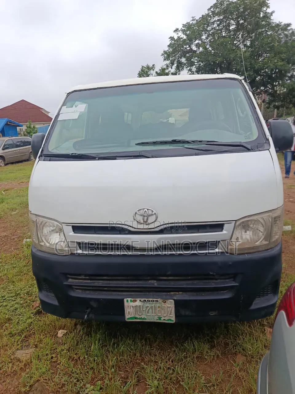 Toyota HiAce 2012 White
