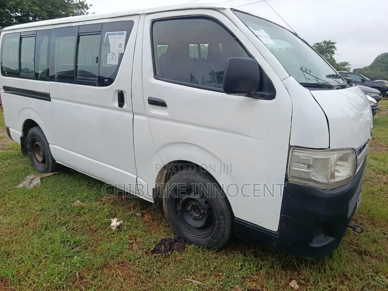 Toyota HiAce 2012 White