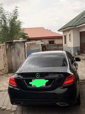 Mercedes-Benz C400 4Matic AWD Sedan (3.0L V6 7A) 2015 Black