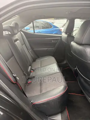 Toyota Corolla 2015 Black