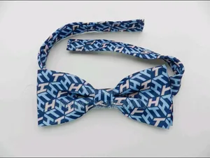 Tommy Hilfiger Men's Printed Bow Tie