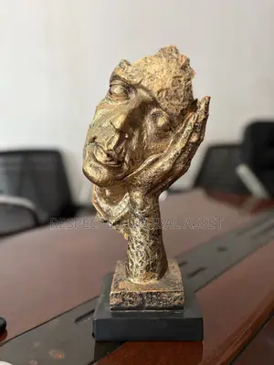 Decor Sculpture