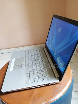 Laptop HP 240 8GB Intel Core i3 SSD 128GB