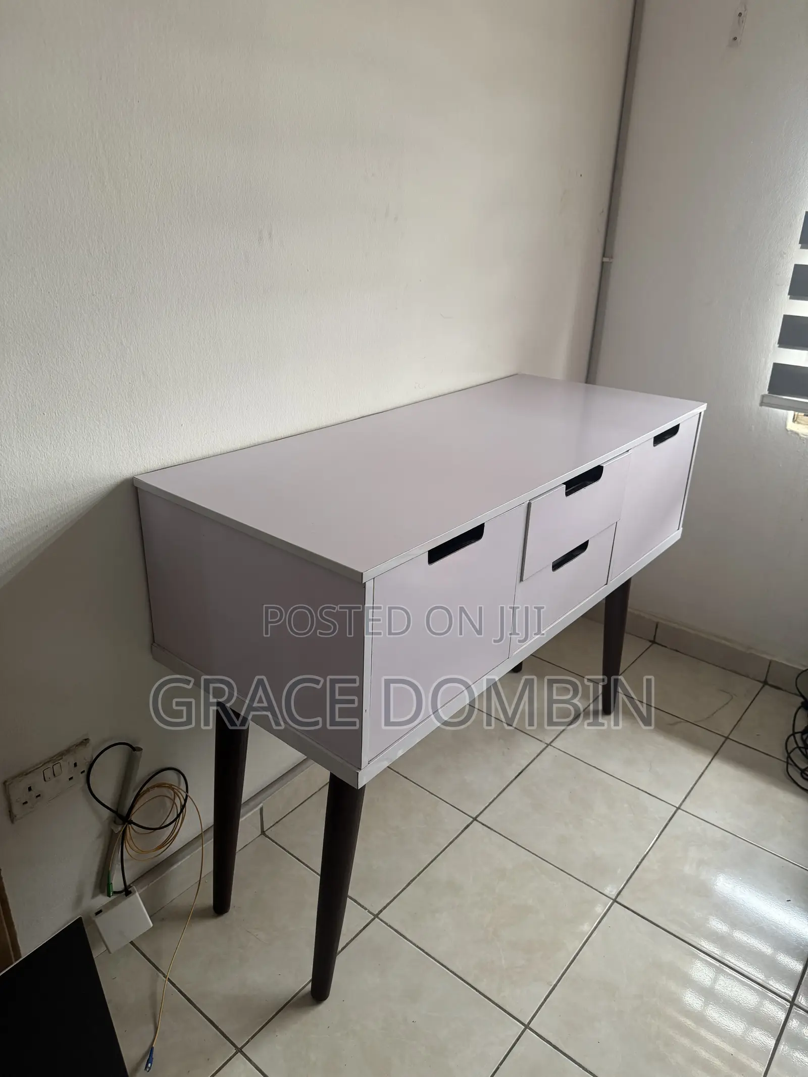 Modern White Drawer Console