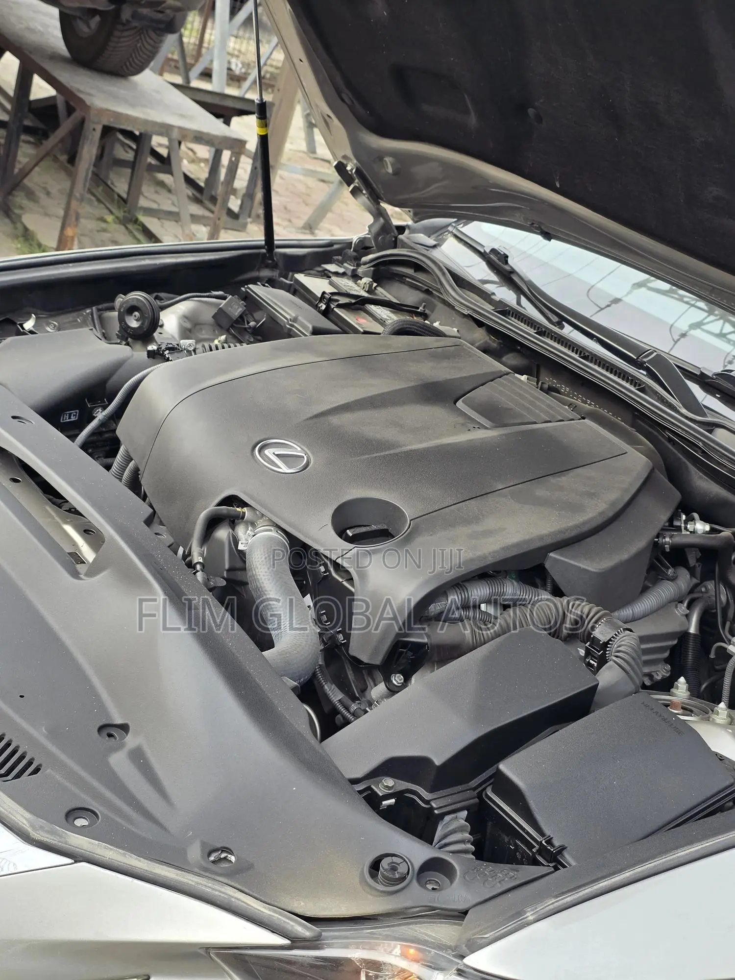 Lexus IS 250 2015 Gold
