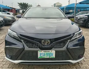 Toyota Camry SE Nightshade 2021 Blue