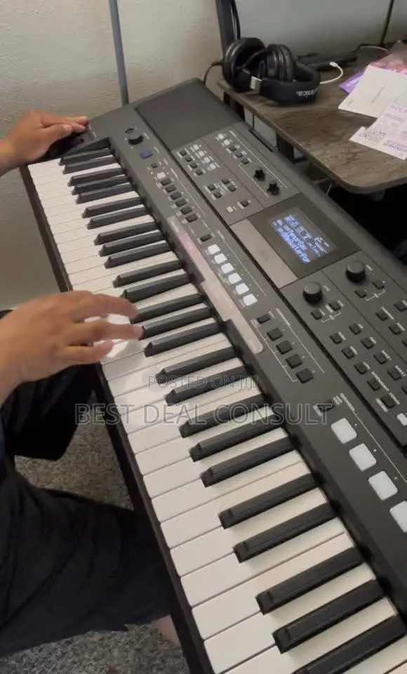 Yamaha Psr E483