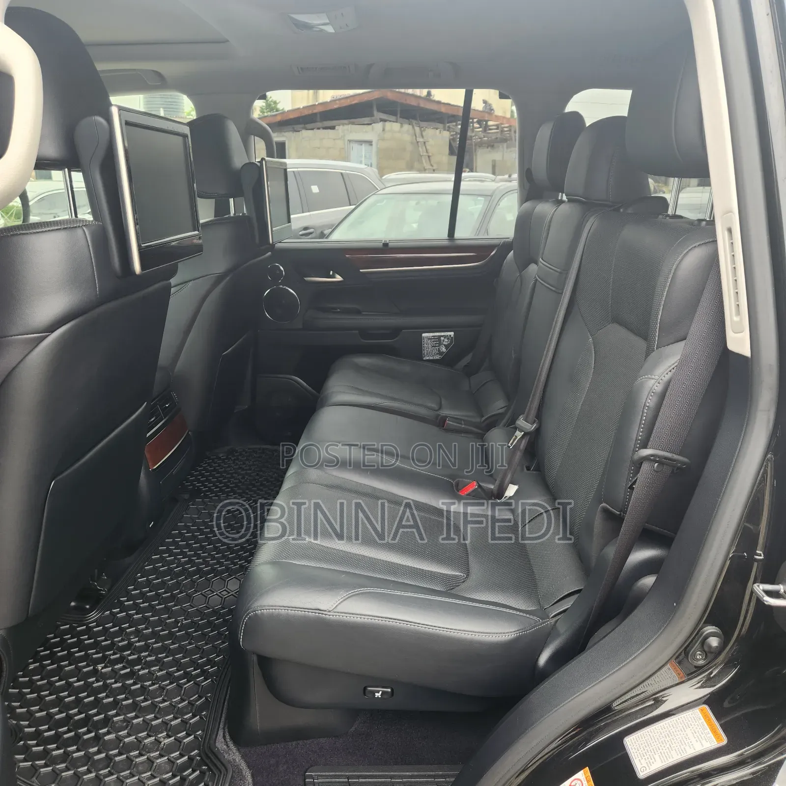 Lexus LX 2017 Black