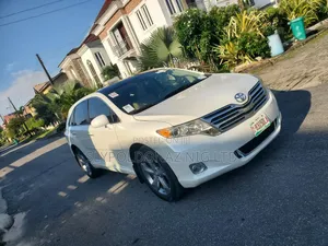 Toyota Venza 2010 White