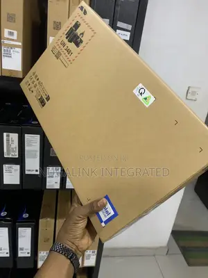 New Laptop HP ProBook 440 G10 8GB Intel Core i7 SSD 512GB