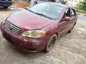 Toyota Corolla 2004 Red