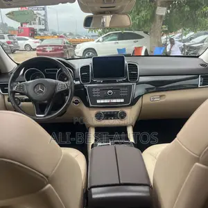 Mercedes-Benz GLE-Class 2016 White