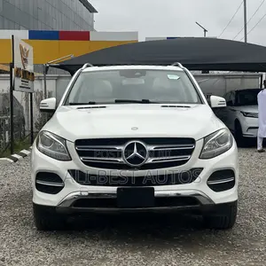 Mercedes-Benz GLE-Class 2016 White