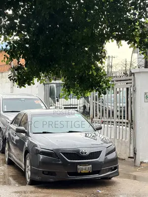 Toyota Camry SE 4dr Sedan (2.4L 4cyl 5A) 2008 Gray