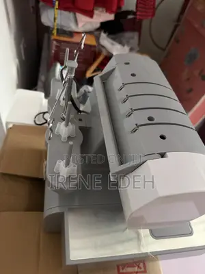 Singer Heavy Duty Weaving Overlock Machine