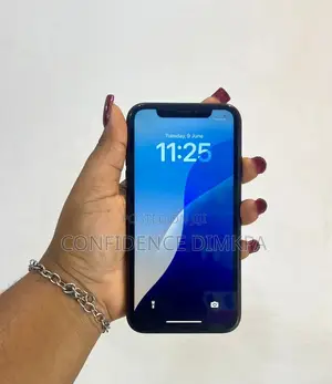 Apple iPhone XR 64 GB Black