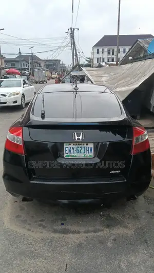 Honda Crosstour 2011 Black