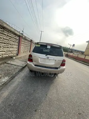 Toyota Highlander Limited V6 2006 Gold