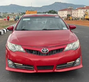 Toyota Camry SE 4dr Sedan (2.5L 4cyl 6A) 2013 Red