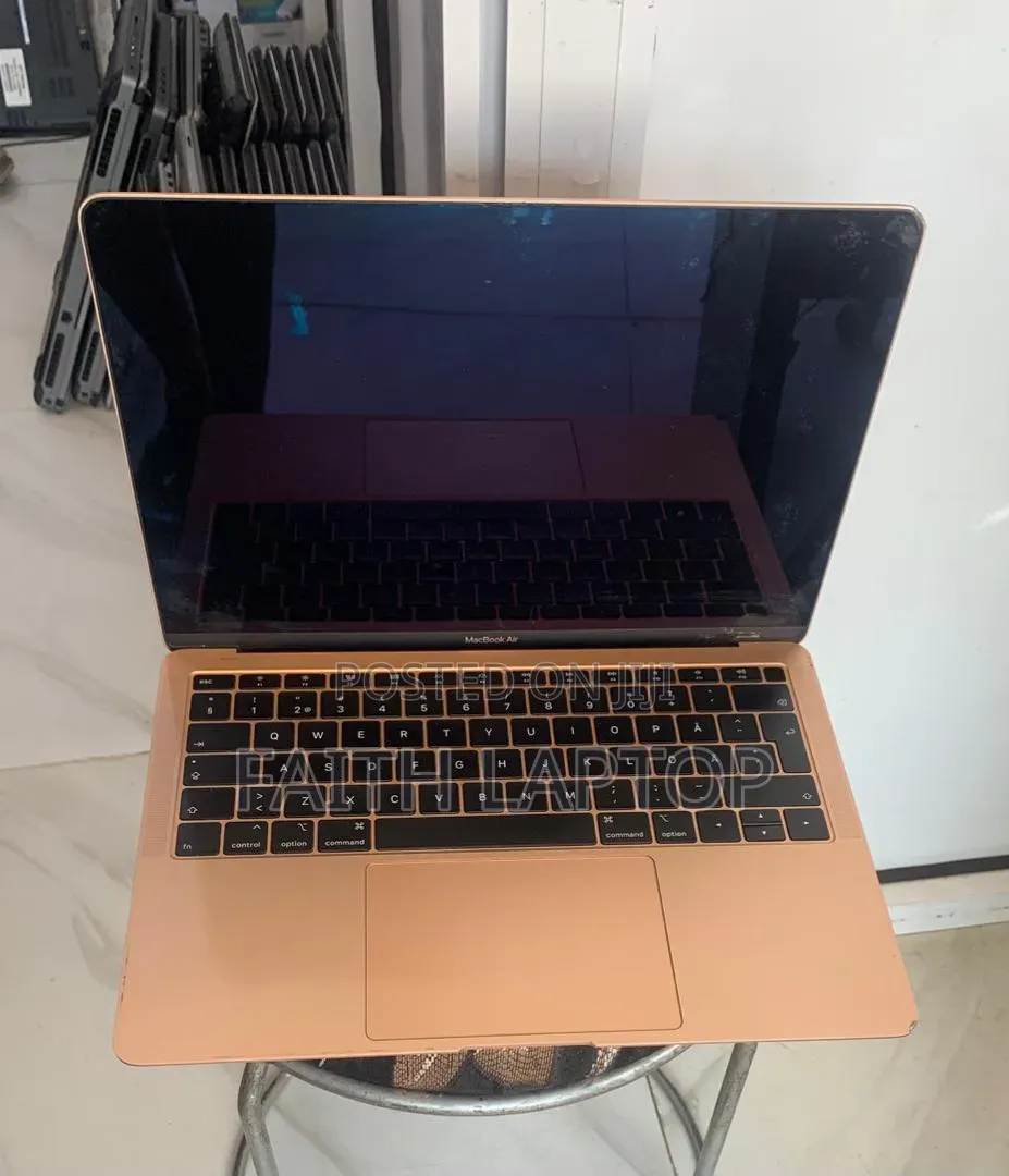 Laptop Apple MacBook Air 2019 8GB Intel Core i5 SSD 256GB