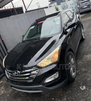 Hyundai Santa Fe 2014 Black