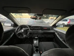 Toyota Corolla 2004 Silver