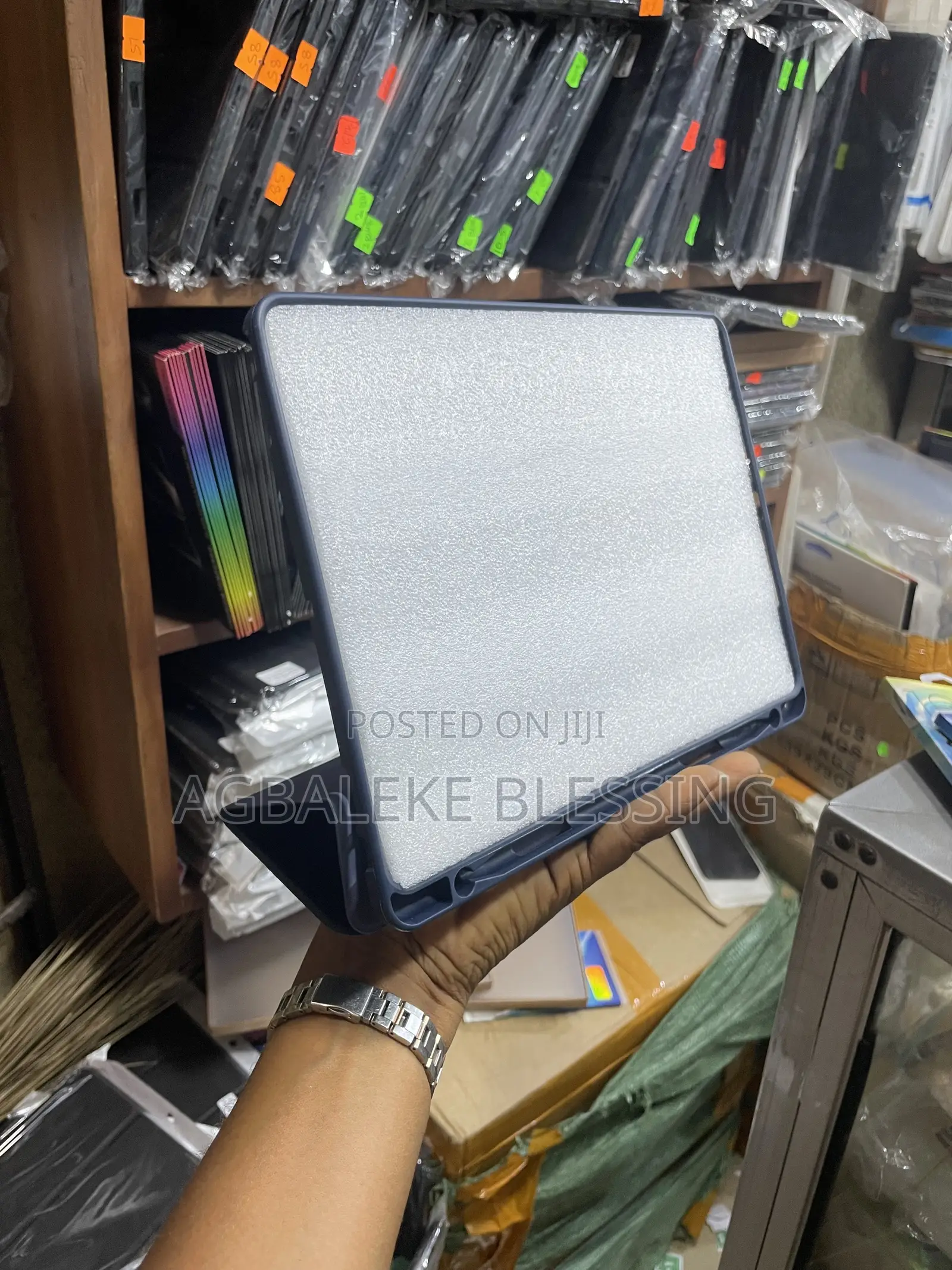iPad 10.2/10.5” Case/ Pouch