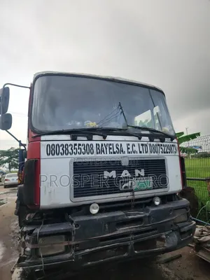 14 Tonnes Hiab With Auxiliary Double Axle For Lease