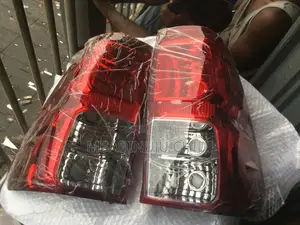 Back Light Hilux 2015
