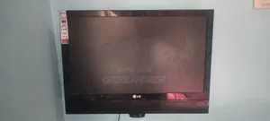 Lg 24inches FHD Tv