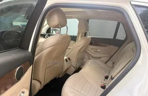 Mercedes-Benz GLC-Class 2018 White