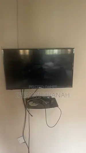 Lg 32 Inches for Sale