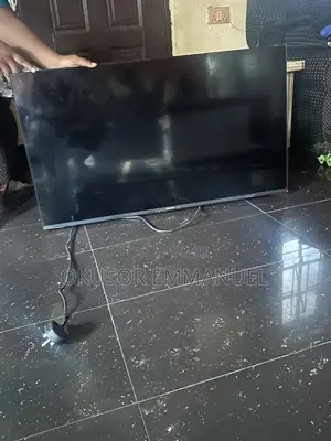 Hisense 40a4k 40-Inch Smart Tv – Clean, Working Perfectly