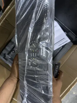 Yamaha Ma 12000 Heavy Duty Power Amplifier With Four Cooling Fan