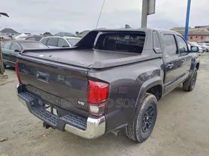 Toyota Tacoma 2021 Gray