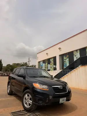Hyundai Santa Fe 2010 Black
