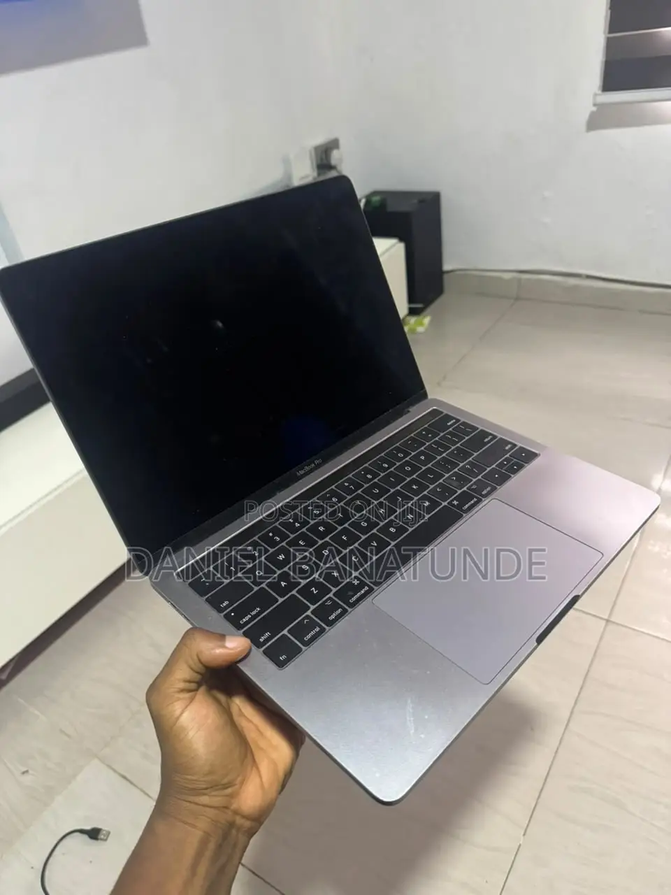 Laptop Apple MacBook Pro 2017 8GB Intel Core i5 SSD 1T
