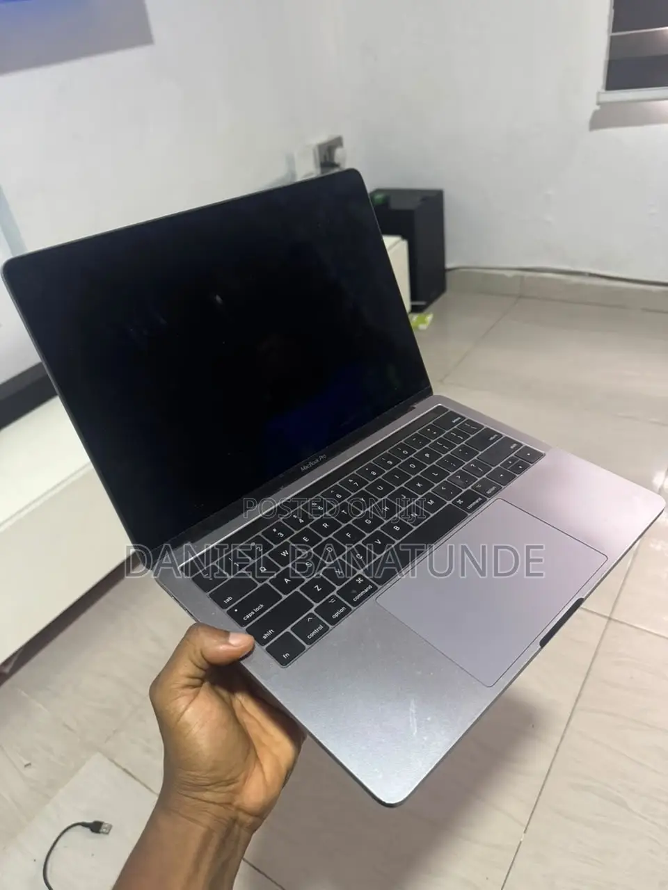 Laptop Apple MacBook Pro 2017 8GB Intel Core i5 SSD 1T