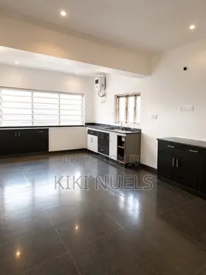 5bdrm Duplex in Maitama for sale