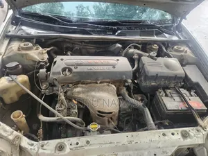 Toyota Camry 2004 Silver
