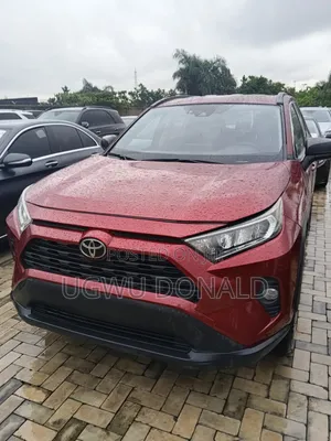 Toyota RAV4 2021 Red