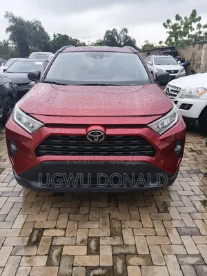 Toyota RAV4 2021 Red