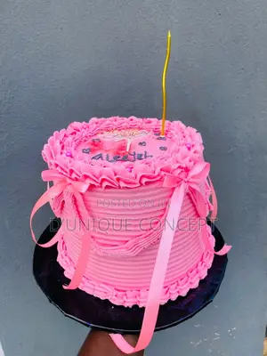 Size 6 Three Layers Cake