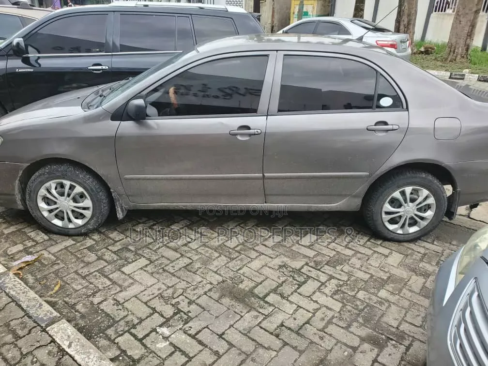 Toyota Corolla 2004 Beige