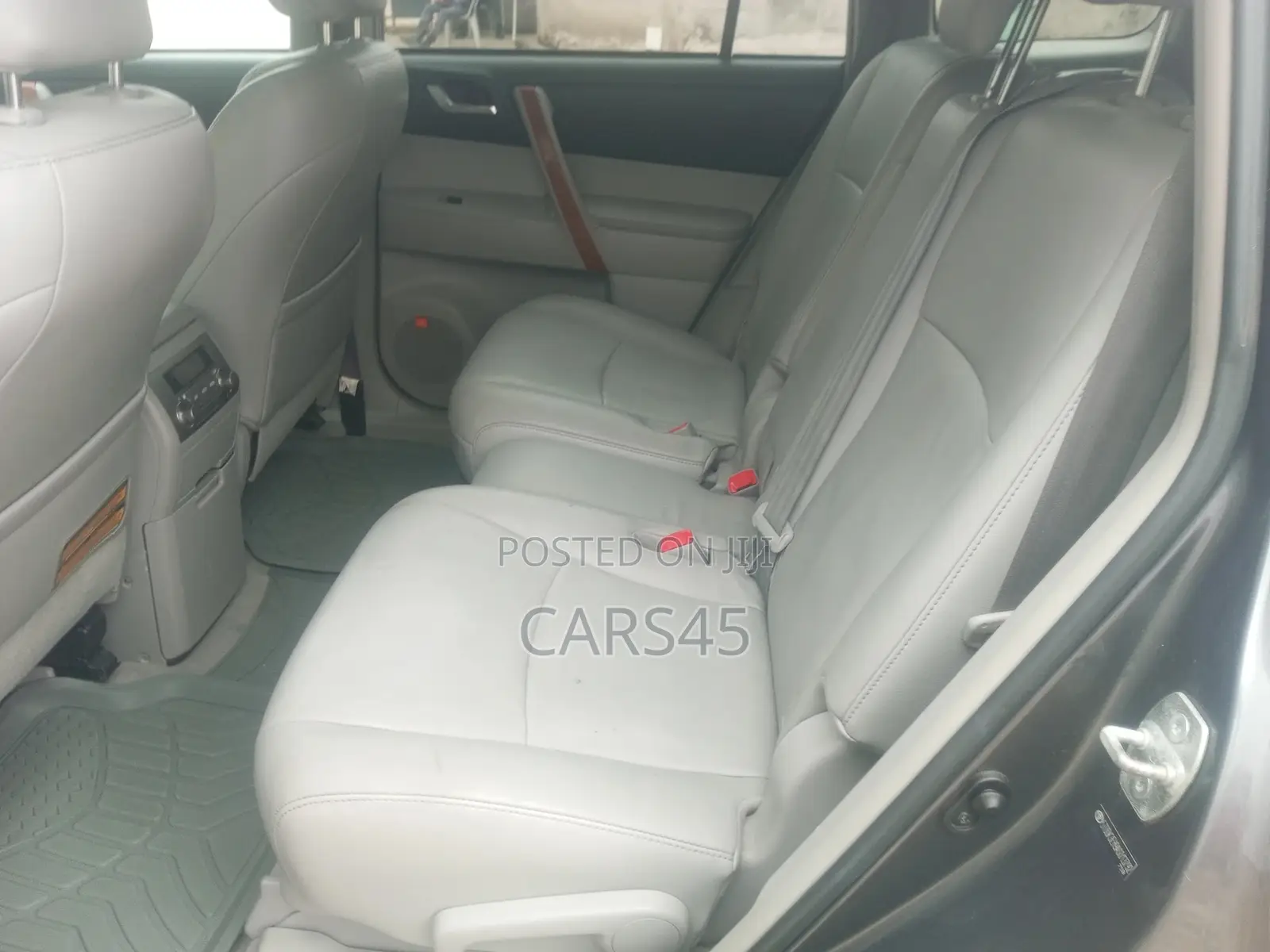 Toyota Highlander 2010 Gray