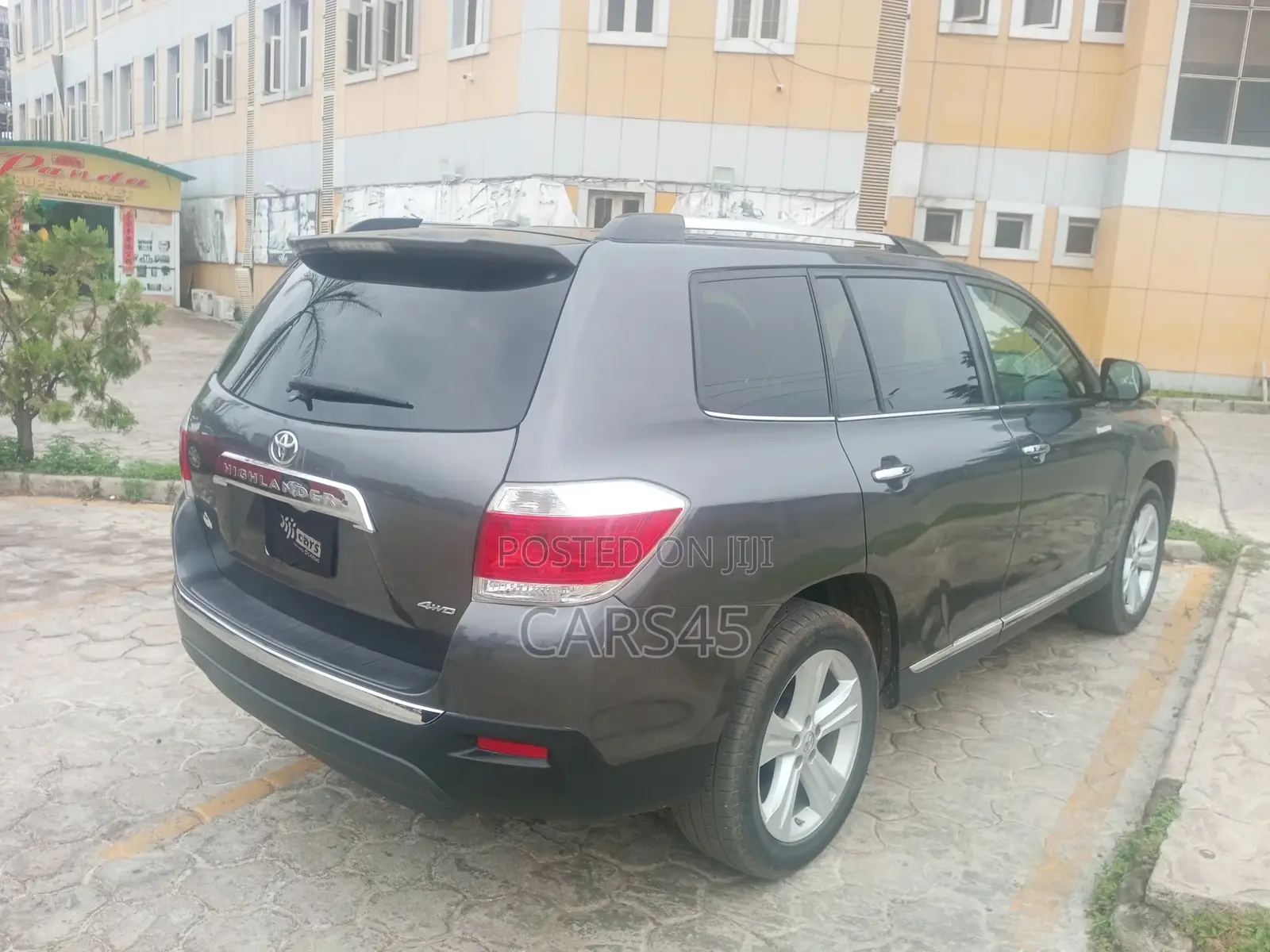 Toyota Highlander 2010 Gray