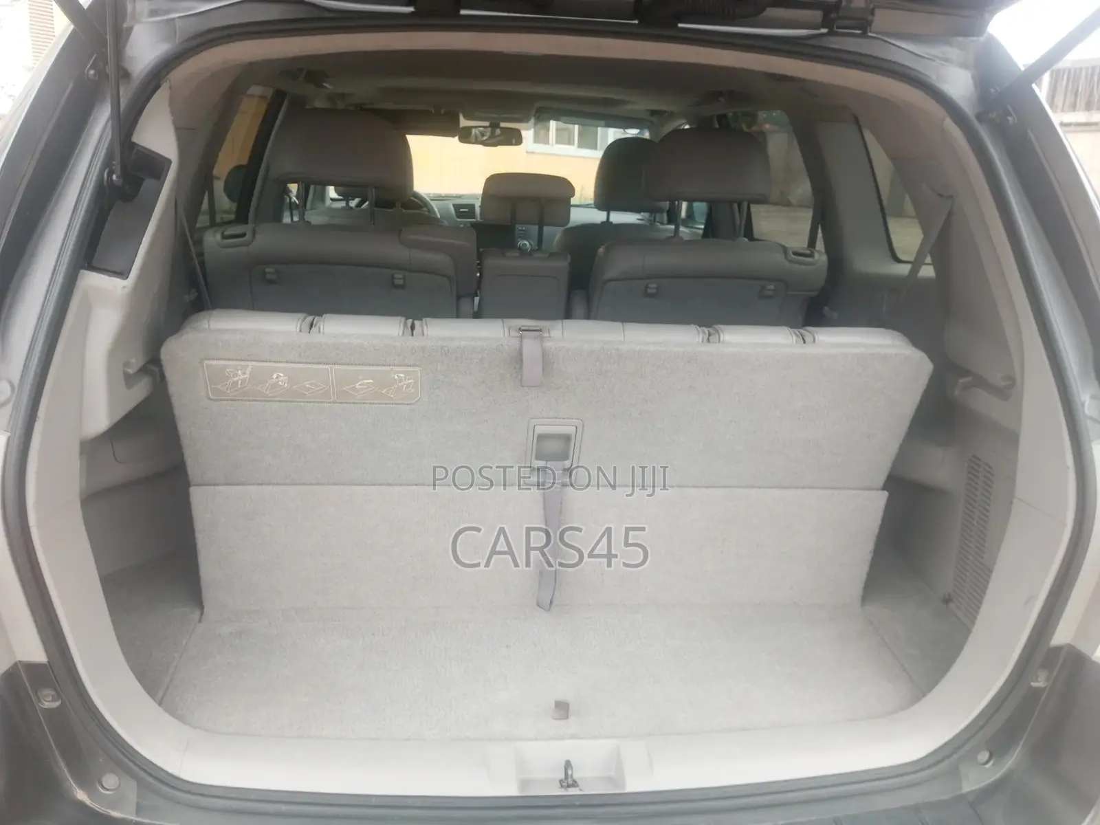 Toyota Highlander 2010 Gray